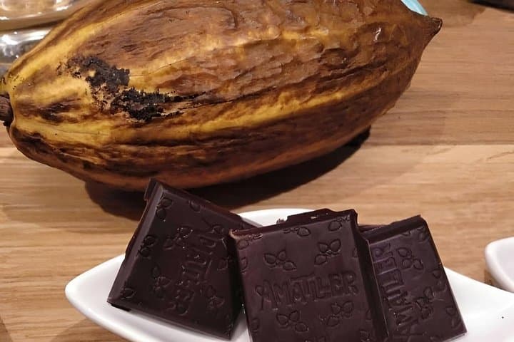 El Born Dragon Hunt and Chocolate Workshop