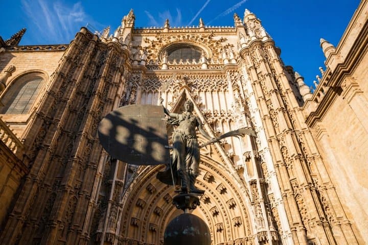 Seville Cathedral & Giralda Tower Guided Tour with Reserved Entry