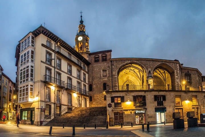 Vitoria Guided Tour and Añana Salt Valley