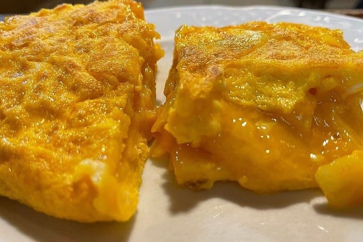 Self-Guided Tapas Tour of Betanzos