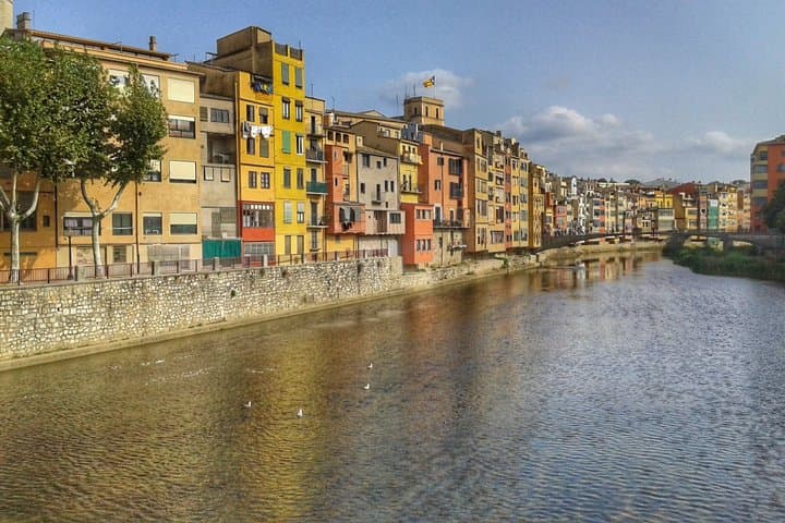 Girona and Costa Brava Coves Walking Tour