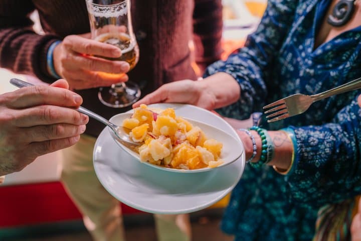Marbella Food Tour: Tapas, Drinks and Delights with a Local