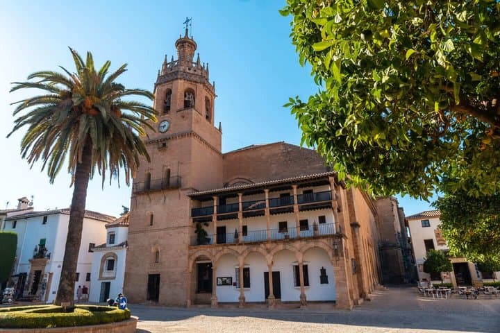 Hello Ronda: 2-Hour Intro City Walk with Local Guide