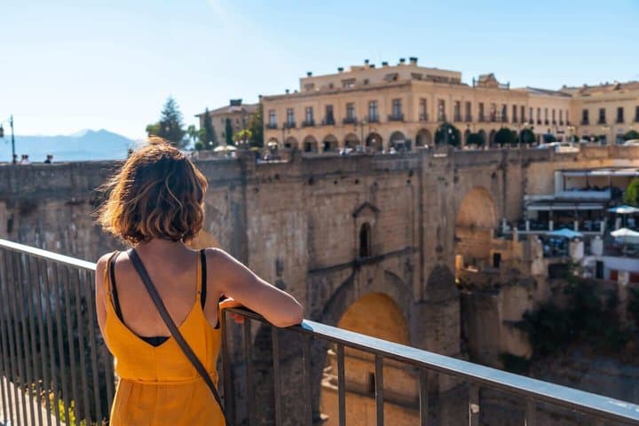 Hello Ronda: 2-Hour Intro City Walk with Local Guide