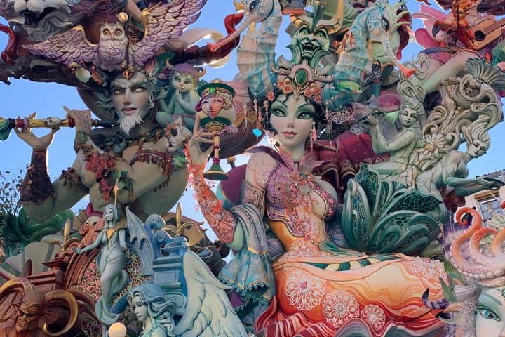 Fallas and Buñuelos A Delicious and Folkloric Valencia Tour