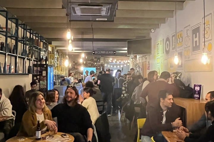Craft Beer and Tapas Route in Ruzafa Valencia