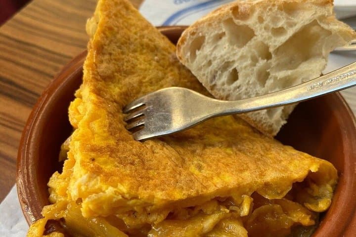Self-Guided Tapas Tour of Santiago de Compostela