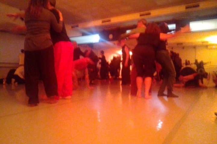 Dance Latin Dances in the streets of Madrid in the daytime!
