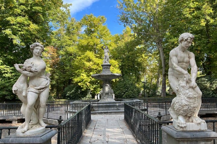 Private Tour of the Royal Palace of Aranjuez and Gardens