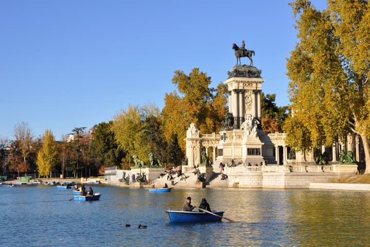 Private Madrid by E-Bike Tour With Tapas