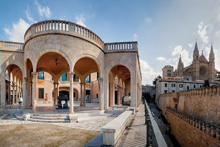 Admission to Palau March Palma
