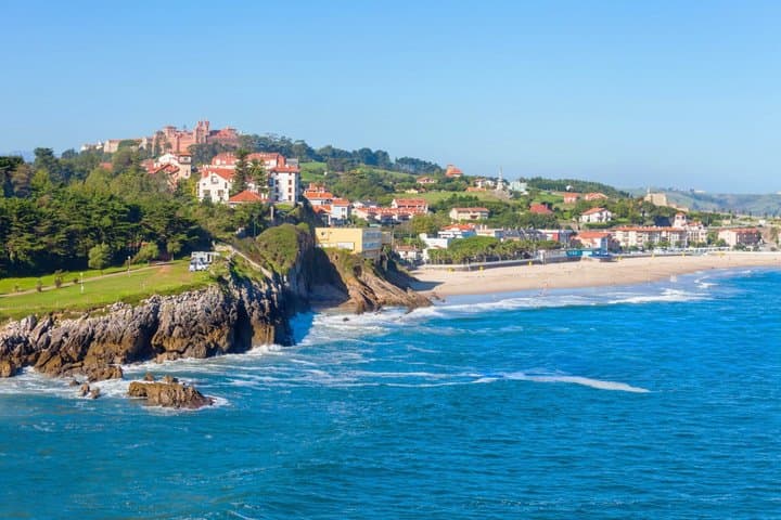Day trip from Bilbao Capricho de Gaudi Santillana and Santander