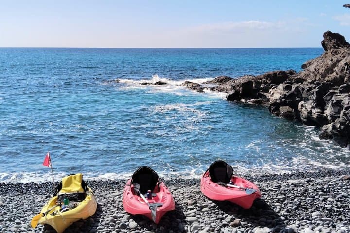 Private Kayak & Snorkel in Alcalá: single kayaks, max. 6 people