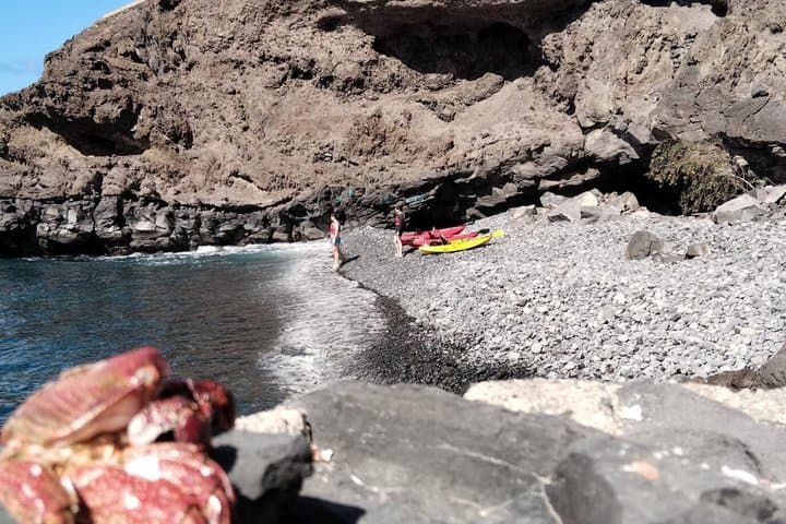 Private Kayak & Snorkel in Alcalá: single kayaks, max. 6 people