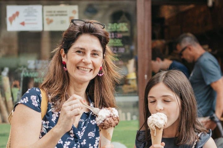 Bilbao: Gugghenheim Museum E-Ticket with Gelato Tasting