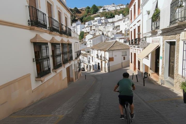 5 Day Ronda Tour E-Biking and Scenic Villages