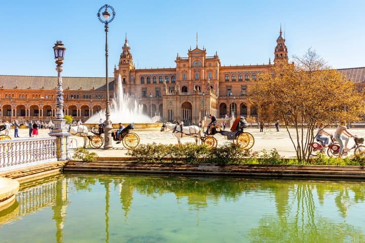 Private Shore Tour: Secrets of María Luisa Park & Plaza de España