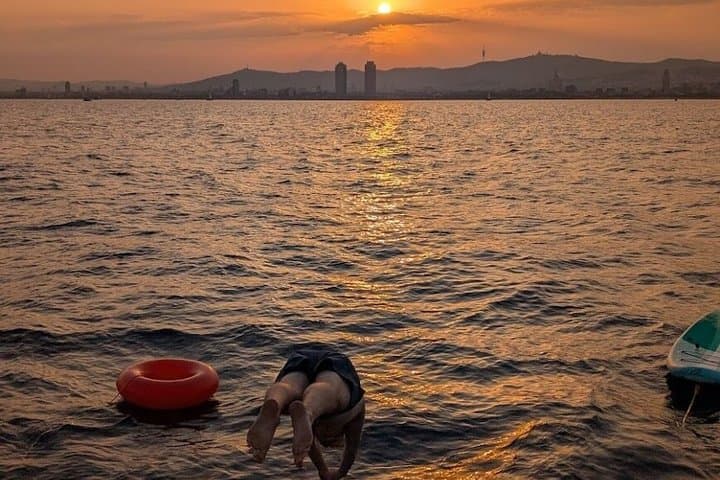 Barcelona Sunset & Daytime Sailing Tour with Drinks & Snacks