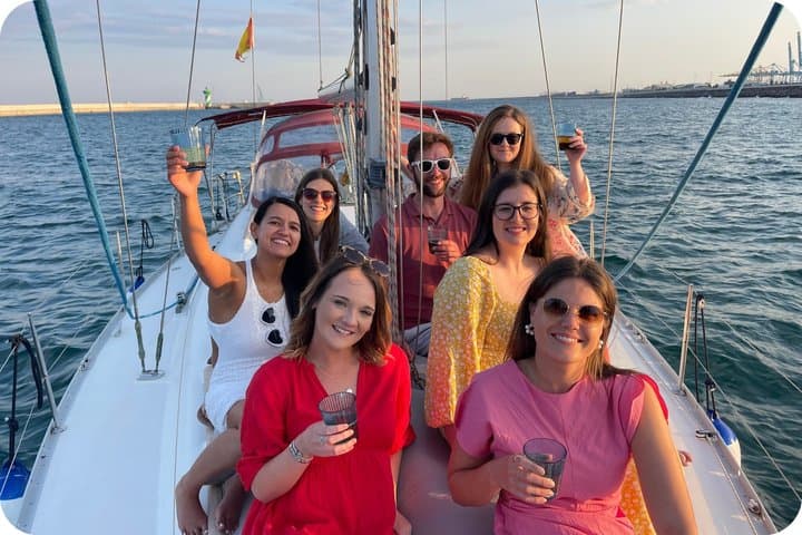 Sunset boat tour of Barcelona with open bar cava
