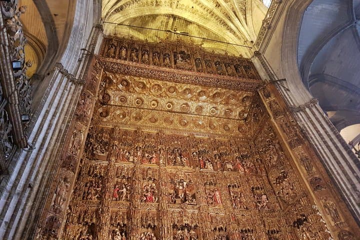 Seville Cathedral and Giralda Entry Tickets with Audio Guide