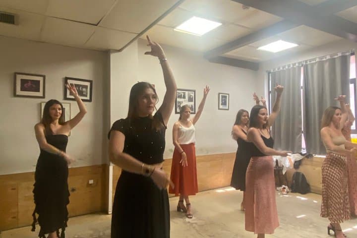 Menorca 1 Hour Flamenco Class Experience