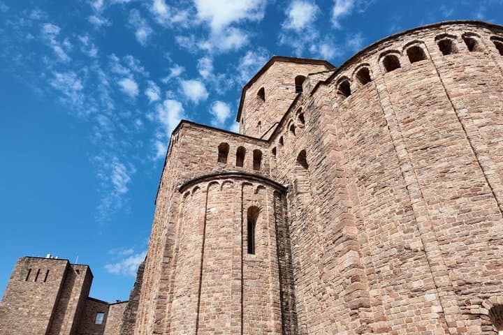 Private Cardona and Salt Mountain Cultural Park Tour with Hotel pick-up