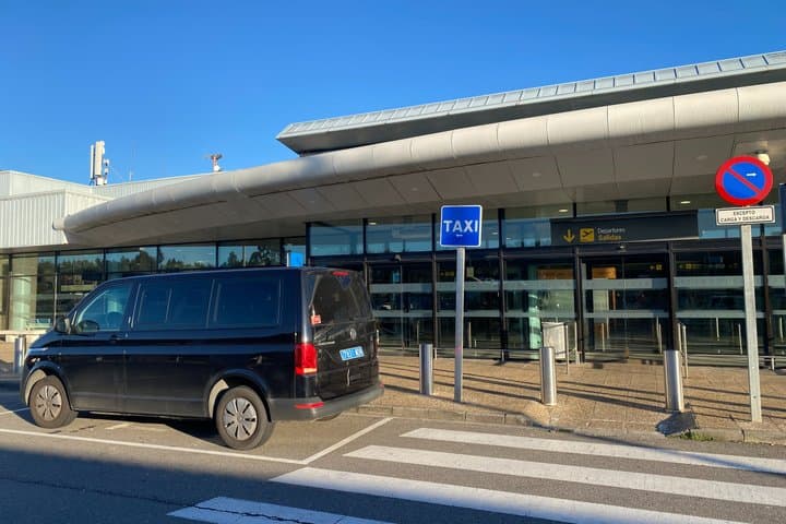 Transfer Leon Asturias Airport
