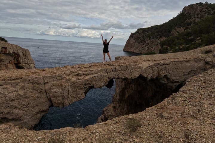 Coastal excursion to the Cave of Light with bath in Ibiza