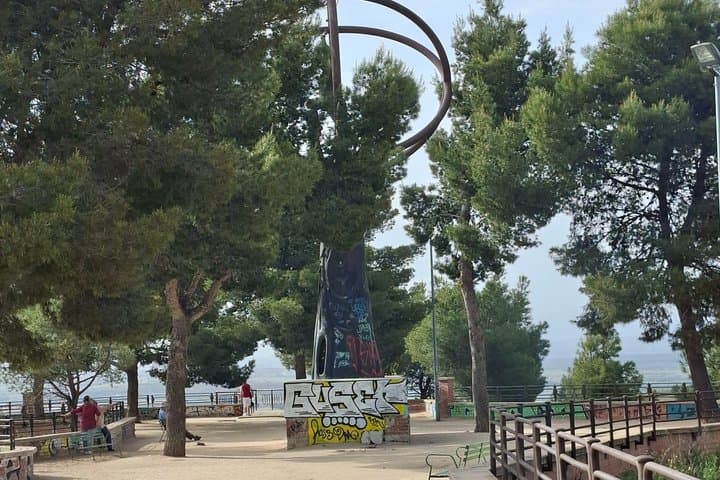 Historic Tour of Paracuellos de Jarama with Tapas