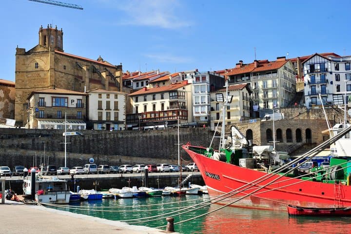 Private San Sebastian Coastal Tour with Txakoli Wine – Full Day