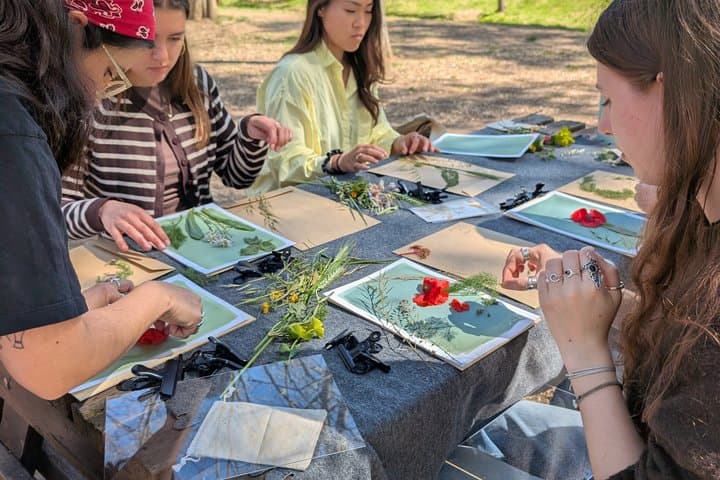 Sunprints - A cyanotype workshop in nature with picnic