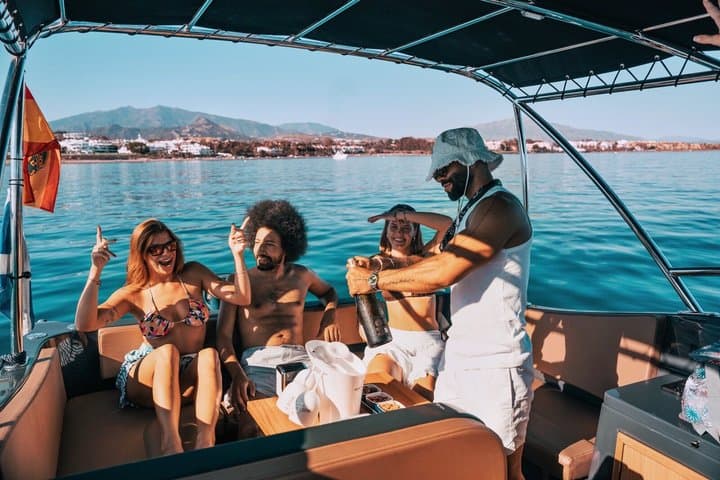 2H Private Boat Charter Experience in Estepona