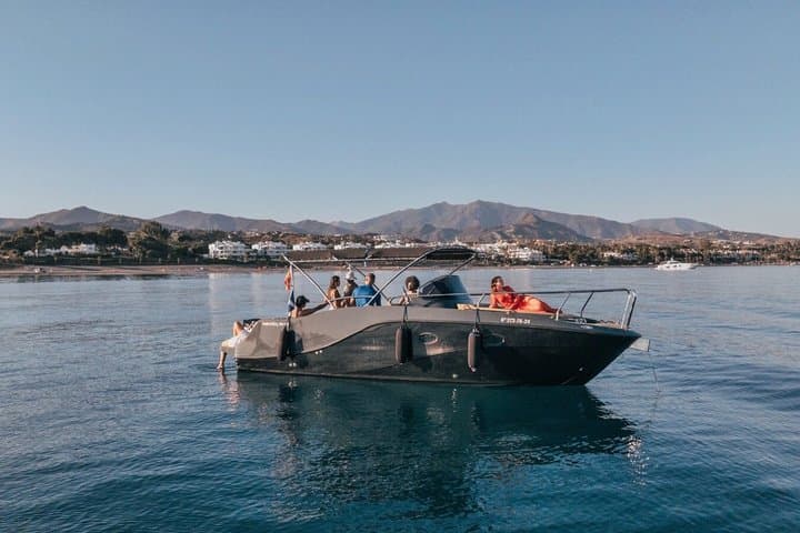 2H Private Boat Charter Experience in Estepona