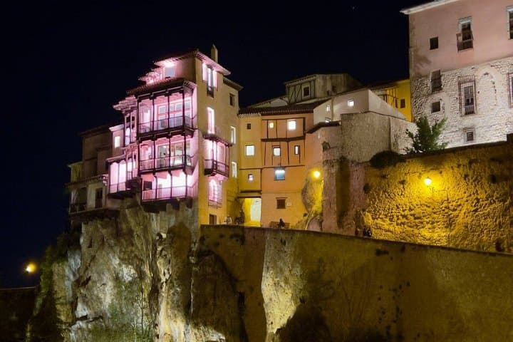 Medieval Basin Night Guided Tour
