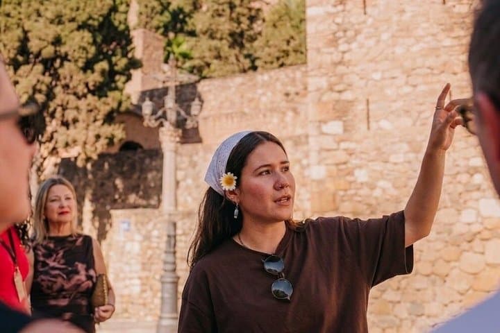 Cultural Spanish and Food Experience in Málaga