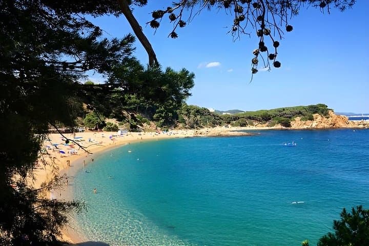 Boat trip from Platja d'Aro to Calella de Palafrugell