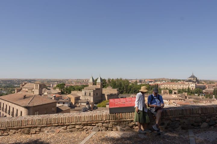 From Madrid Center: Toledo Express Day Trip with Free Tapa