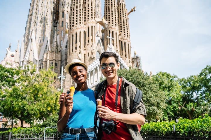 Barcelona Sagrada Familia Decoded Guided Tour