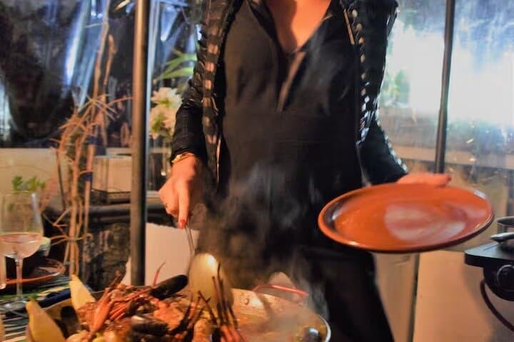 Sunset rooftop paella with local chef in palma