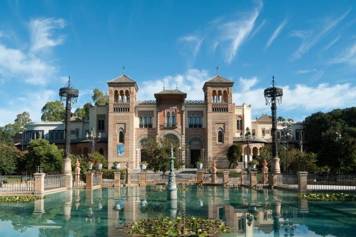Deluxe Seville Excursion from Cadiz for Cruise Passengers