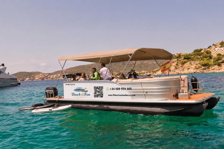 4 Hour Shared Coastal Boat Tour with Swimming Stops in Mallorca