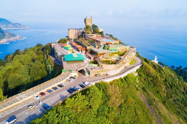 Customizable Private Sightseeing Tour in San Sebastián
