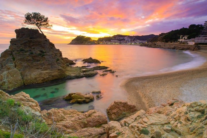 Private Costa Brava Day Trip from Barcelona