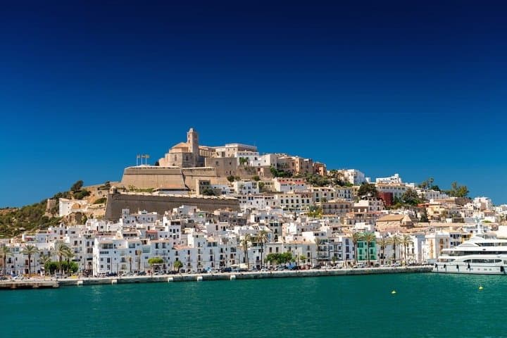 Jetski tour 1h 30min Secret Calas
