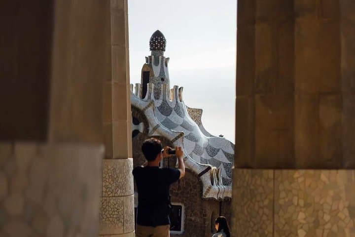 Private Park Güell Guided Tour:Skip the Line & Expert Local Guide
