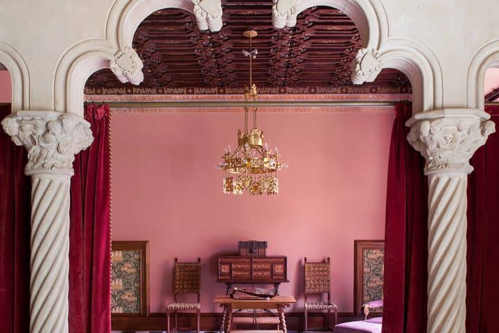 Casa Amatller Admsion Ticket with Multilingual Audioguide