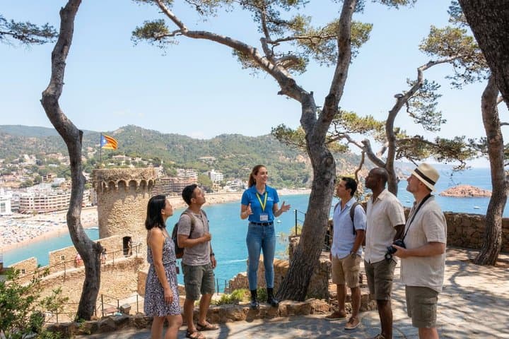 Costa Brava and Tossa de Mar from Barcelona with Walking Tour