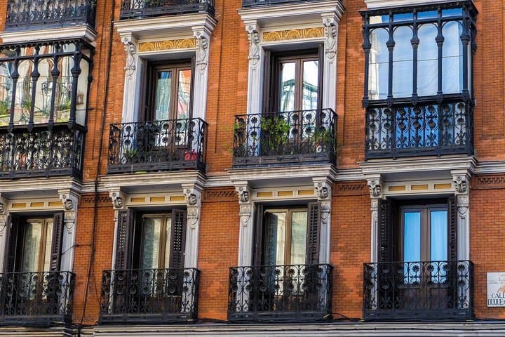 Cultural Walking Tour of Madrid: Discover Iconic Landmarks