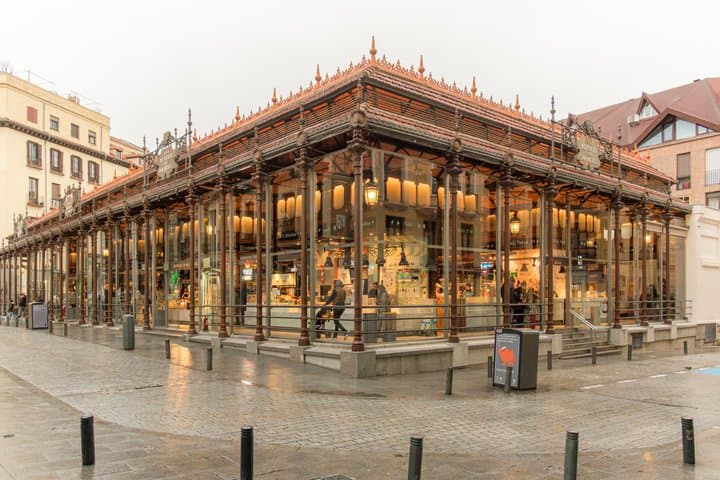 Cultural Walking Tour of Madrid: Discover Iconic Landmarks