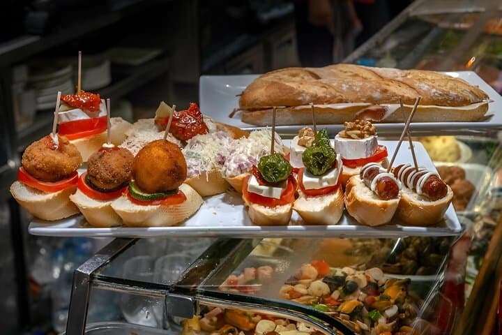Tastes of Madrid: Private Walking Food Journey